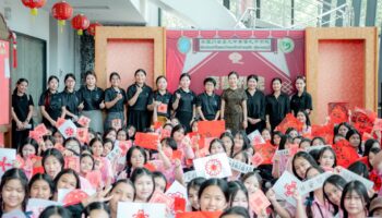 นักเรียน ม. ตอนปลาย ห้องเรียนภาษาจีน ศึกษาดูงาน