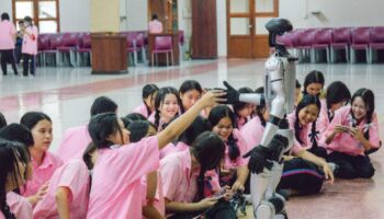 โครงการเยาวชนรุ่นใหม่ ใส่ใจเทคโนโลยี (ICT Next-Gen Creators) ม.3